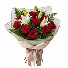 Букет цветов из:  Лилии и Розы #REPLACE_PRED# Хоре