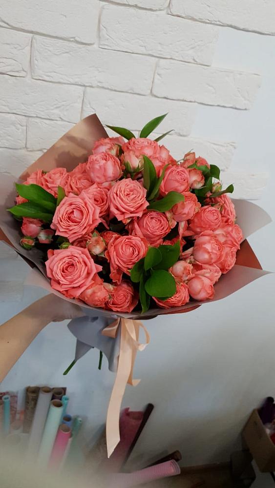 Букет цветов из: Розы в Хоре