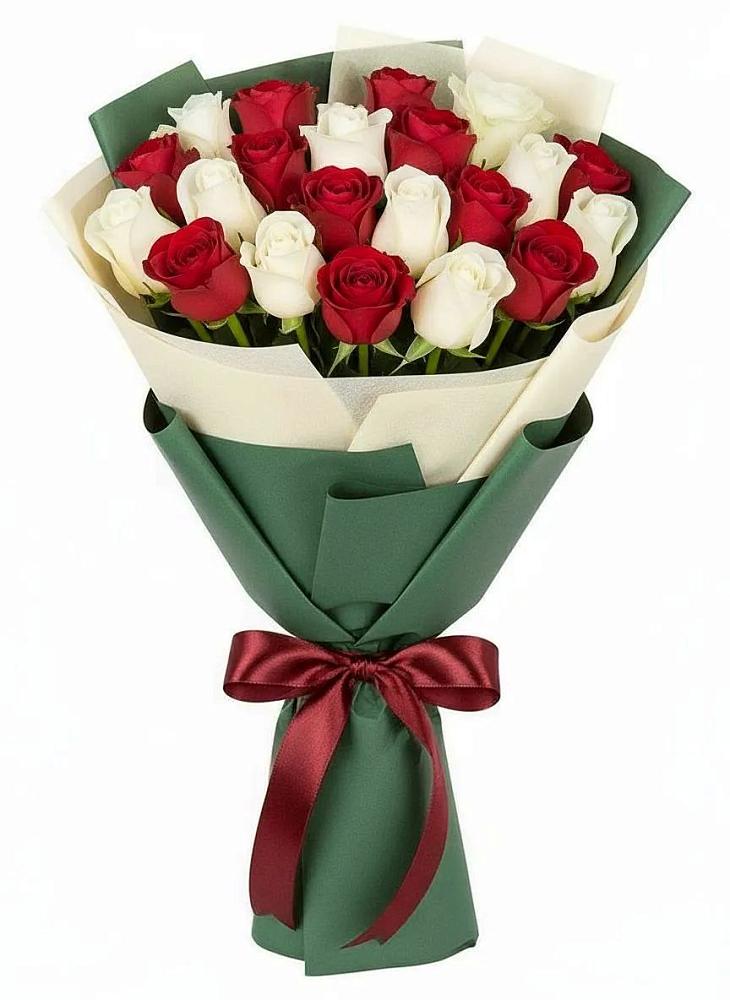 Букет Микс из красных и белых роз в Хоре