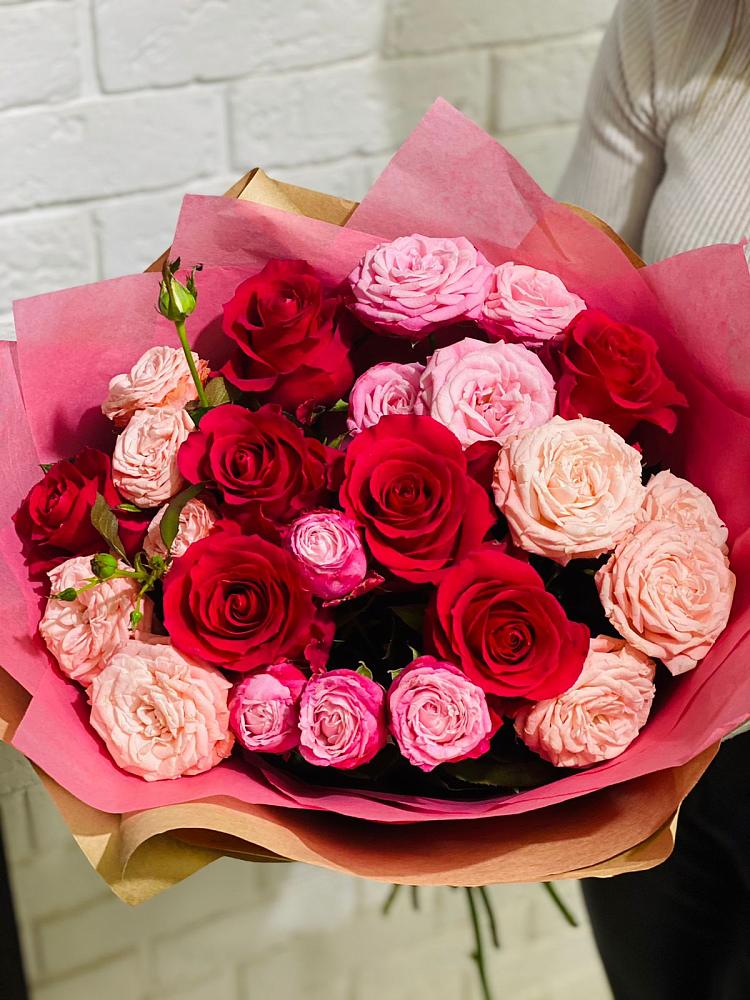 Букет цветов из: Розы в Хоре