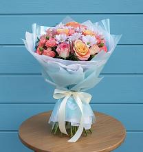 Букет цветов из:  Хризантемы и Розы в Хоре