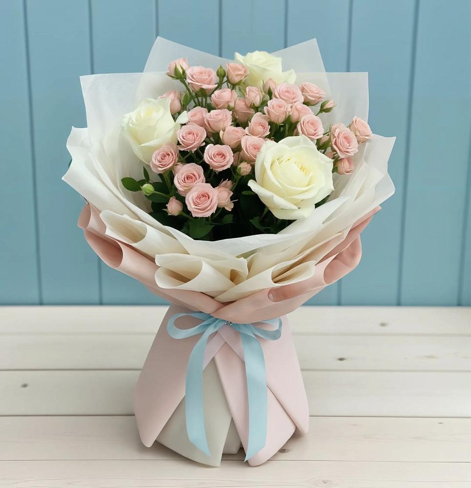 Букет цветов из: Розы в Хоре