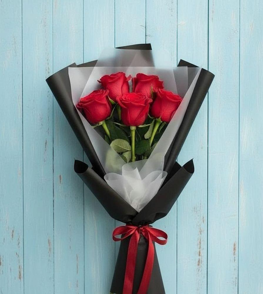 Букет цветов из: Розы в Хоре